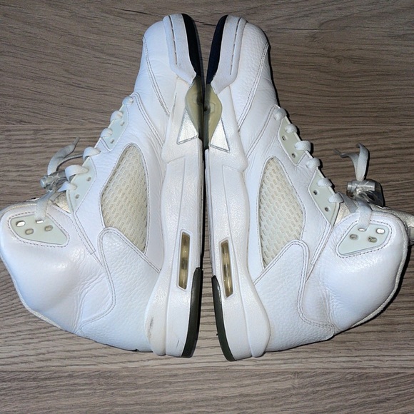 Air Jordan 5 Retro ‘Metallic White’ 2015 - Picture 5 of 7